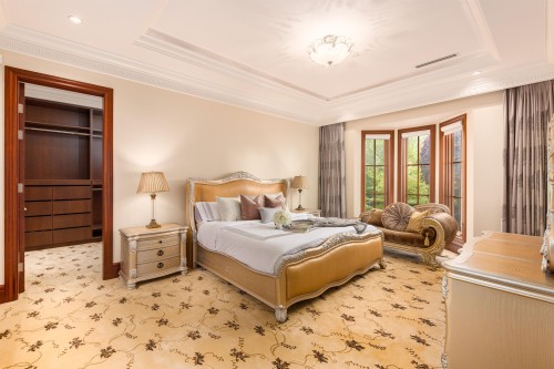 5376 Connaught Drive, Vancouver, BC 