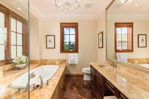 5376 Connaught Drive, Vancouver, BC 