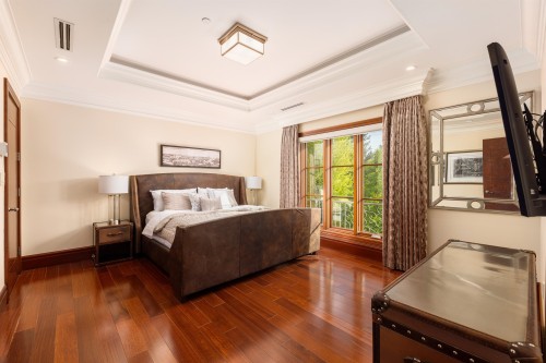 5376 Connaught Drive, Vancouver, BC 