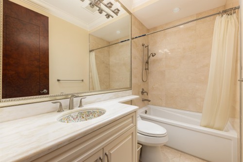 5376 Connaught Drive, Vancouver, BC 