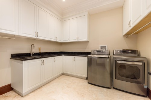 5376 Connaught Drive, Vancouver, BC 