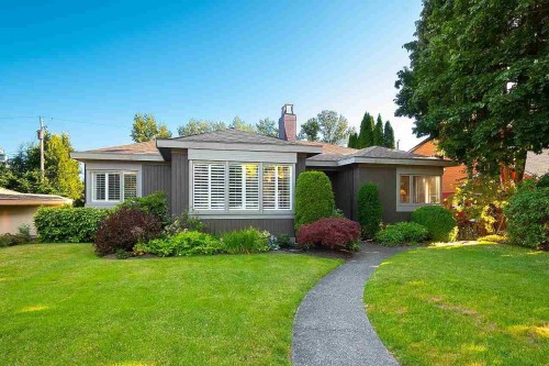 4726 7Th Avenue W, Vancouver, BC 