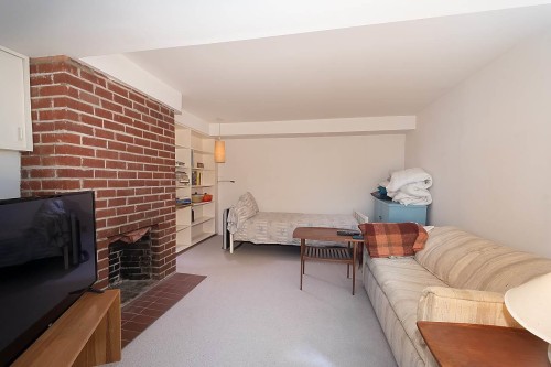 4726 7Th Avenue W, Vancouver, BC 