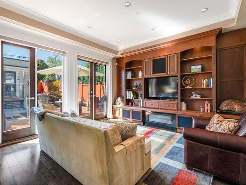 4320 8Th Avenue W, Vancouver, BC 