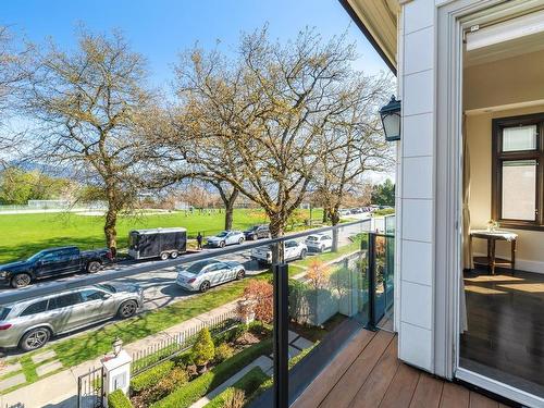 4320 8Th Avenue W, Vancouver, BC 