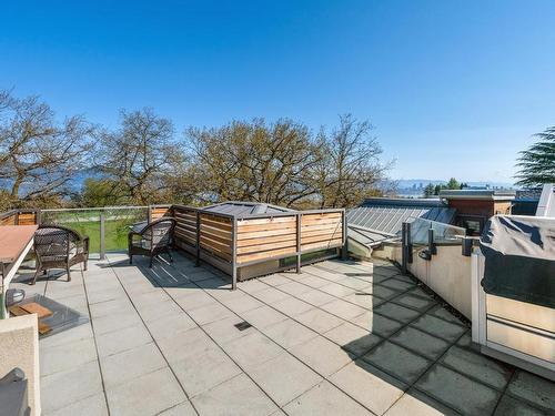 4320 8Th Avenue W, Vancouver, BC 