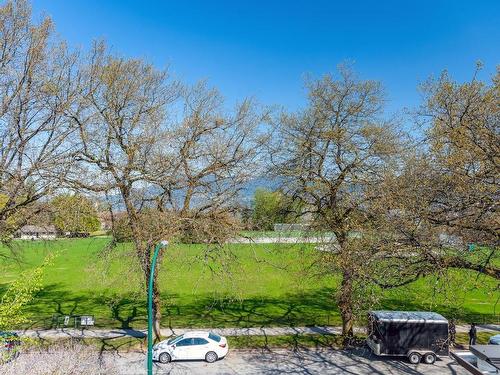 4320 8Th Avenue W, Vancouver, BC 