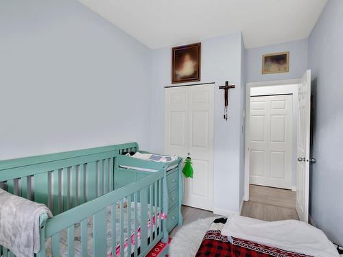 8-123 Seventh Street, New Westminster, BC 