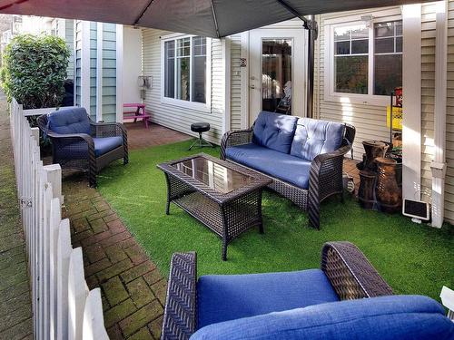 8-123 Seventh Street, New Westminster, BC 