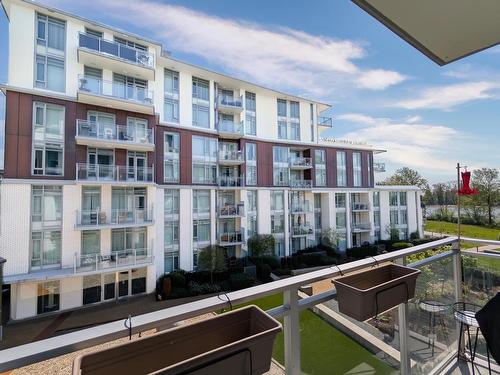 301-3188 Riverwalk Avenue, Vancouver, BC 