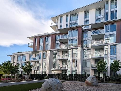 301-3188 Riverwalk Avenue, Vancouver, BC 