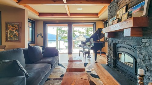 5125 Indian River Drive, North Vancouver, BC 