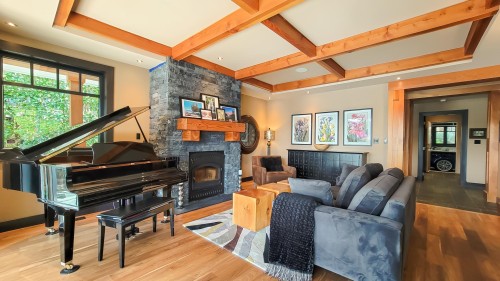 5125 Indian River Drive, North Vancouver, BC 