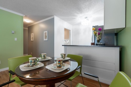 402-9880 Manchester Drive, Burnaby, BC 