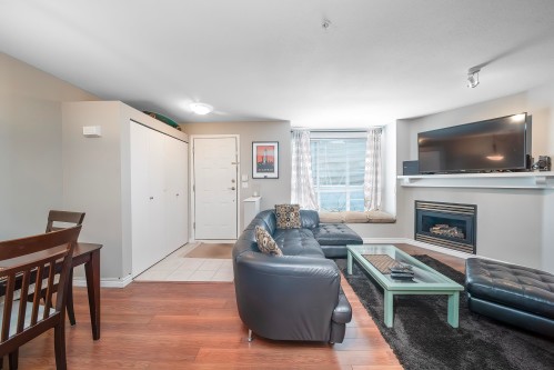 15-1015 Lynn Valley Road  North Vancouver, BC V7J 1Z6