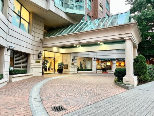 1206-909 Burrard Street, Vancouver, BC 
