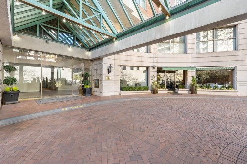 1206-909 Burrard Street, Vancouver, BC 