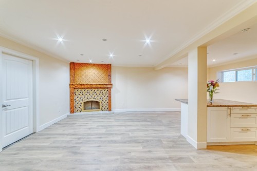 990 Kinsac Street, Coquitlam, BC 