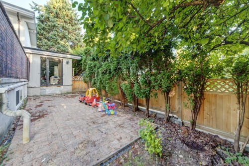 990 Kinsac Street, Coquitlam, BC 