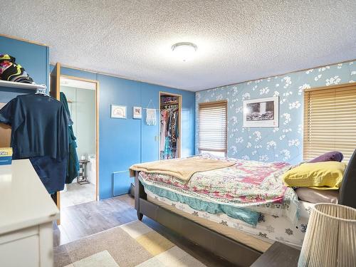 1106 A & B Gladwin Trail Road, Roberts Creek, BC 