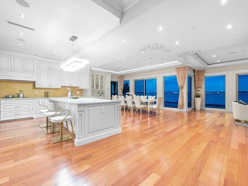 3008 Procter Avenue, West Vancouver, BC 