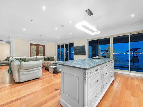 3008 Procter Avenue, West Vancouver, BC 