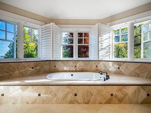 2956 Palmerston Avenue, West Vancouver, BC 