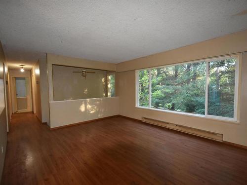 2240 Oldershaw Road, Roberts Creek, BC 