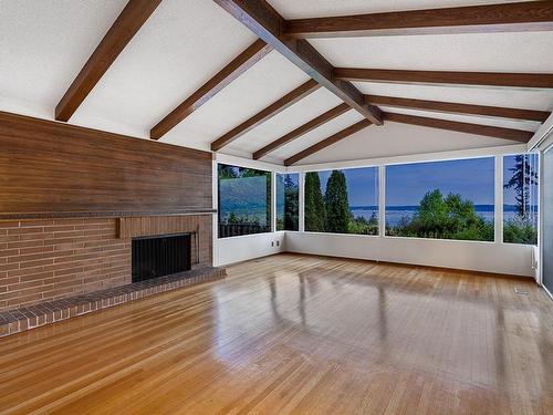 3898 Southridge Avenue, West Vancouver, BC 