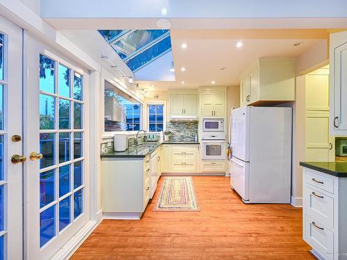 3981 11Th Avenue W, Vancouver, BC 