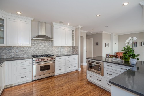 1460 Nelson Avenue, West Vancouver, BC 