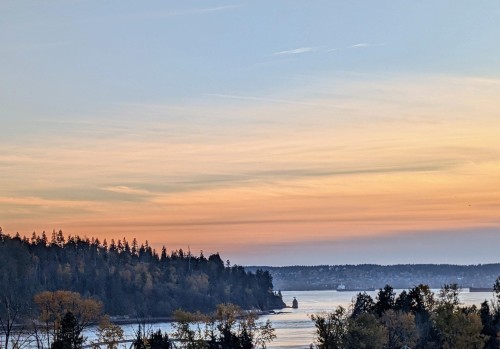 14E-328 Taylor Way  West Vancouver, BC V7T 2Y4