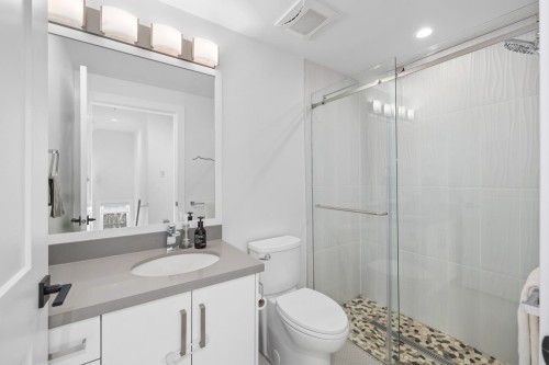 2252 Grant Street, Vancouver, BC 