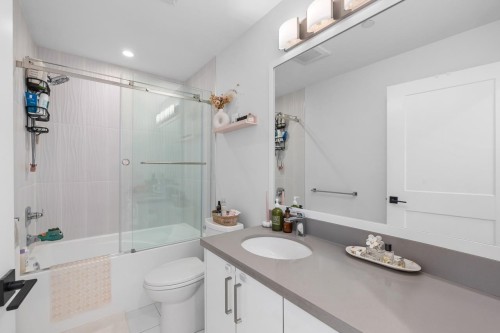 2252 Grant Street, Vancouver, BC 