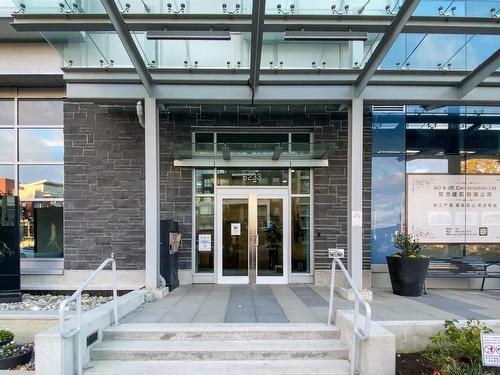 1606-5233 Gilbert Road, Richmond, BC 