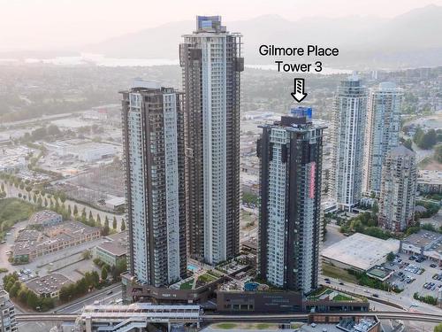2201-4168 Lougheed Highway  Burnaby, BC V5C 0N9