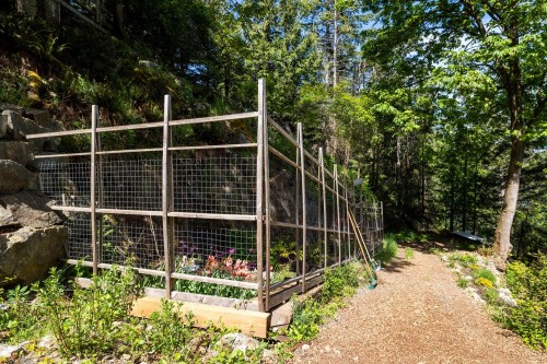 1283 Park Road, Bowen Island, BC 