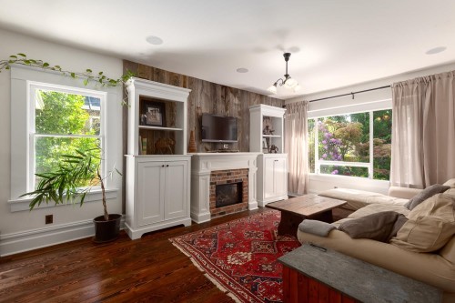 1859 Napier Street, Vancouver, BC 