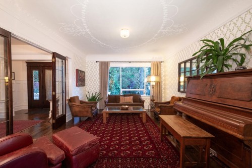 1859 Napier Street, Vancouver, BC 