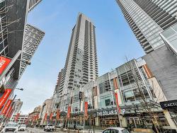 2701-4670 Assembly Way  Burnaby, BC V5H 0H3