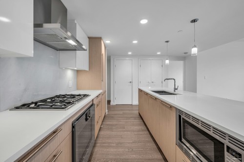 303-5077 Cambie Street, Vancouver, BC 