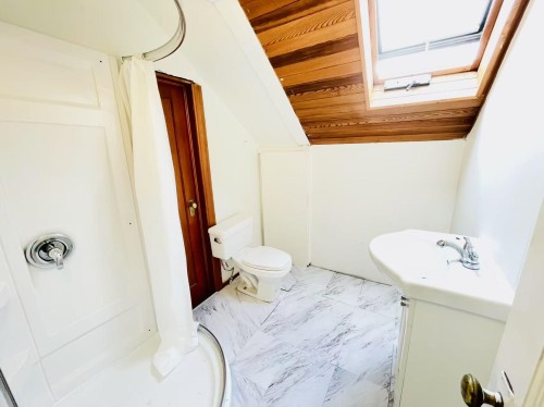 922 Park Drive, Vancouver, BC 