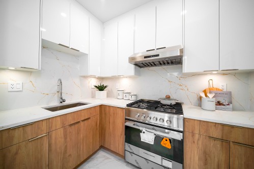 550 64Th Avenue W, Vancouver, BC 