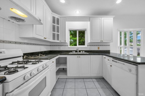 3190 Grant Street, Vancouver, BC 