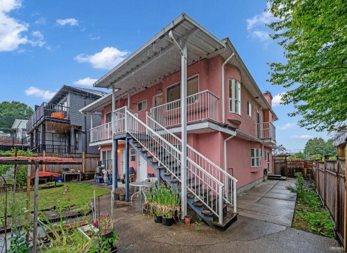 3190 Grant Street, Vancouver, BC 