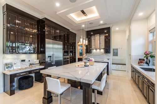 6038 Marguerite Street, Vancouver, BC 