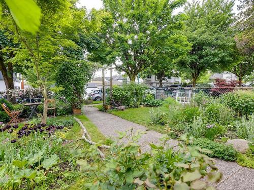 1405-- 1403 14Th Avenue E, Vancouver, BC 