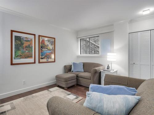 6590 Nelson Avenue, West Vancouver, BC 