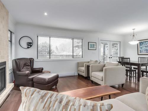 6590 Nelson Avenue, West Vancouver, BC 