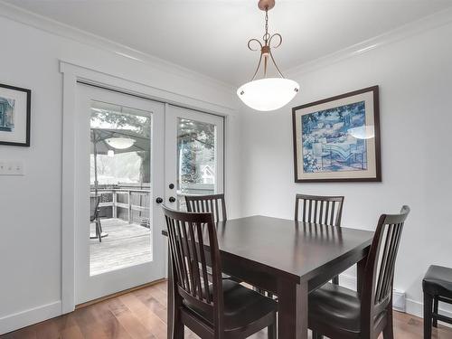 6590 Nelson Avenue, West Vancouver, BC 